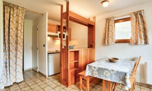 Dining - 3 Rooms for 6 People (Bessans)