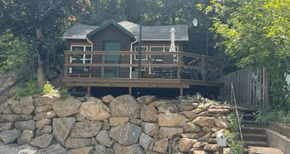 THE EVERGREEN ESCAPE
Thoughtfully appointed home overlooking Wallace.