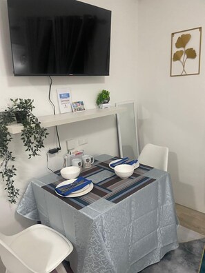 تناول الطعام