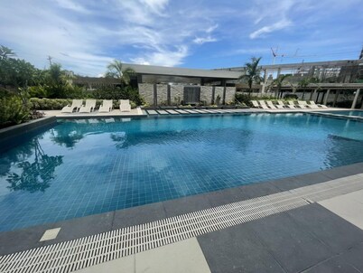 Modern Studio Retreat at Mesavirre Residences