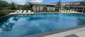Modern Studio Retreat at Mesavirre Residences