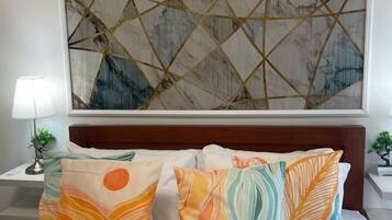 1 Schlafzimmer, Bügeleisen/Bügelbrett, Bettwäsche