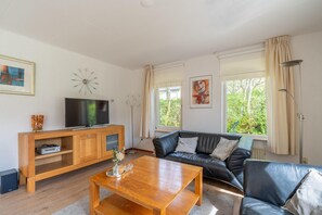 House | Living room - Charming Villa Near the sea and Forest (De Koog)