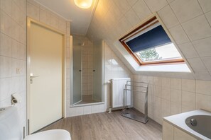 Bathroom - Charming Villa Near the sea and Forest (De Koog)