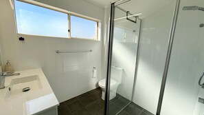 Shower - Ocean Shores Apartment 3 (South West Rocks)