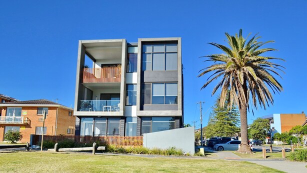 Unclassified image, 1 of 19, button - Modern Comfort in the Perfect Location (South West Rocks)