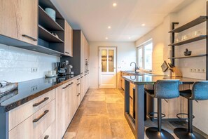 Casa | Cocina privada | Trona infantil