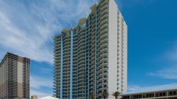 Condo, várias camas (Sterling Breeze 1103) | Fachada