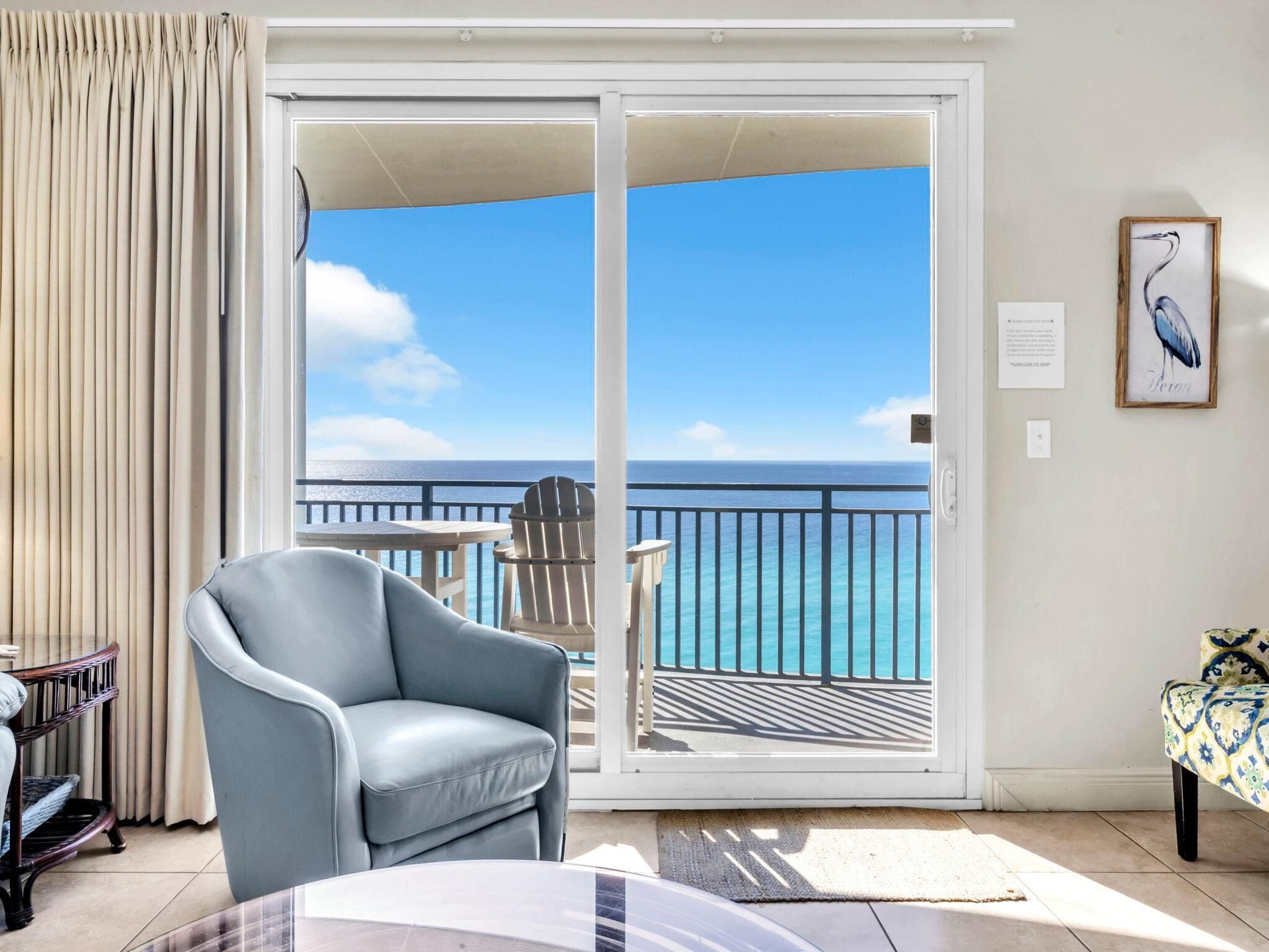 Condo, várias camas (Sterling Breeze 1103) | Área de estar