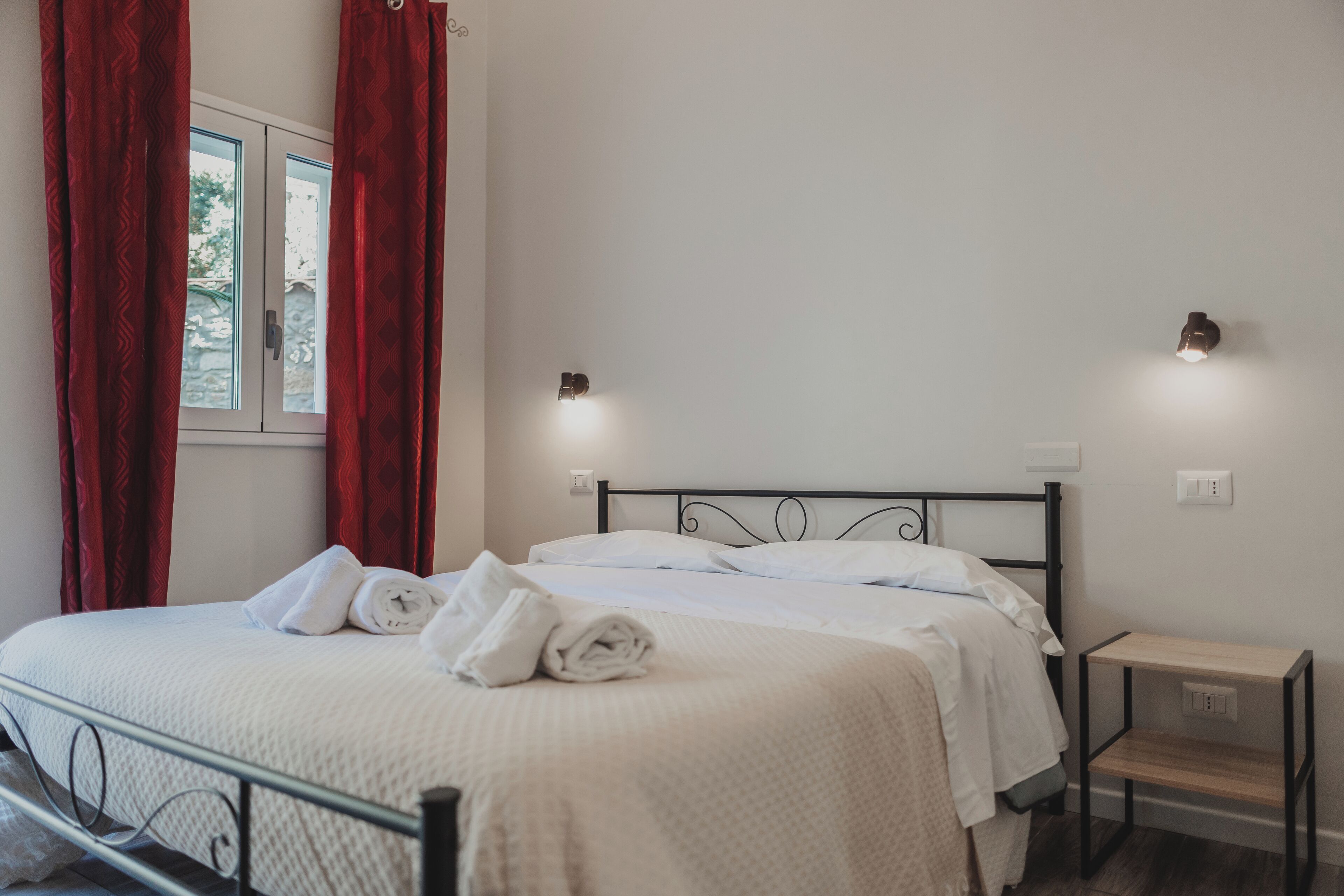 Premium bedding, individually decorated, desk, laptop workspace