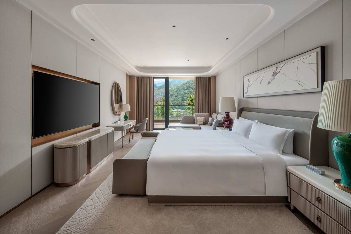 Suite, 2 Bedrooms, Kitchen (Living, Dining Area) | In-room safe, blackout drapes, iron/ironing board, free WiFi