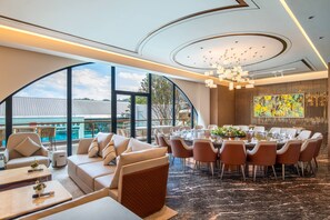 Restaurant - Intercontinental Maotai Town by IHG (Zunyi)