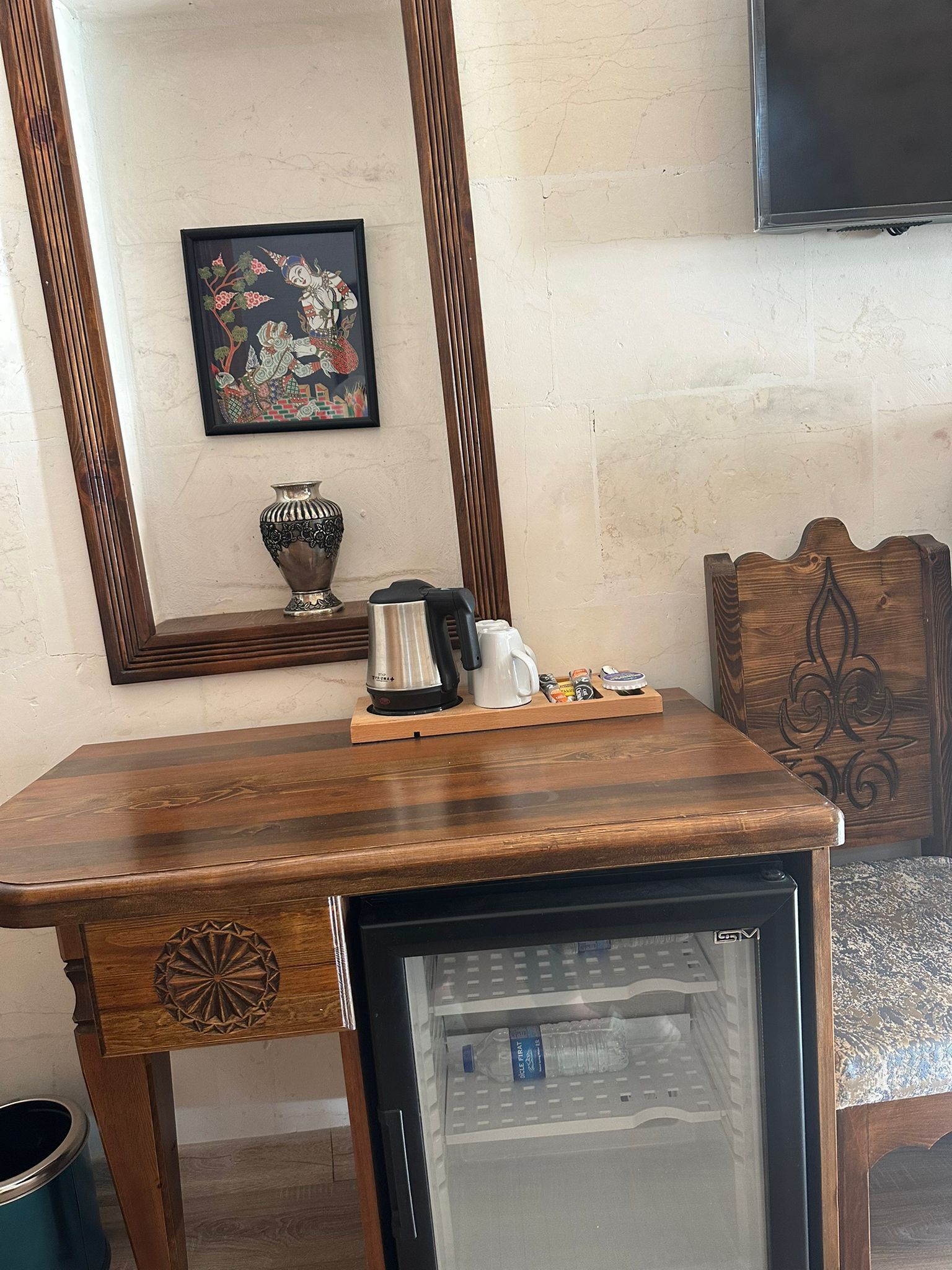 In-room safe, desk, blackout curtains, soundproofing