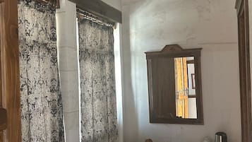 Deluxe Double Room, Non Smoking, Courtyard View | In-room safe, desk, laptop workspace, blackout drapes