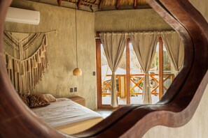 6 chambres, bureau, Wi-Fi, draps fournis