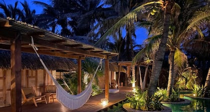 Luxury Beach Front House - Casa Mar