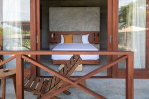 9 bedrooms, desk, iron/ironing board, WiFi