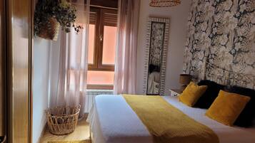 4 camere, ferro/asse da stiro, Wi-Fi, lenzuola