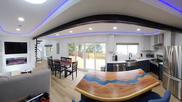 Mikrowelle, Ofen, Herdplatte, Geschirrspüler