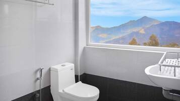 Bathroom | Towels, soap, shampoo