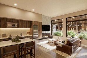 Exterior - Kindred Resort Luxury Ski In, Ski Out 1 Bedroom Residence at the River Run Gondola (Keystone)