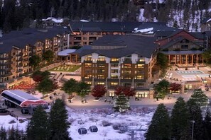 Exterior - Kindred Resort Luxury Ski In, Ski Out 3 Bedroom Residence at the River Run Gondola (Keystone)
