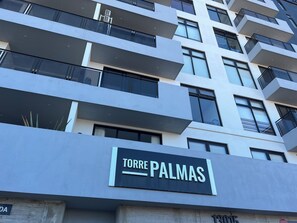 تفاصيل الفندق من الخارج