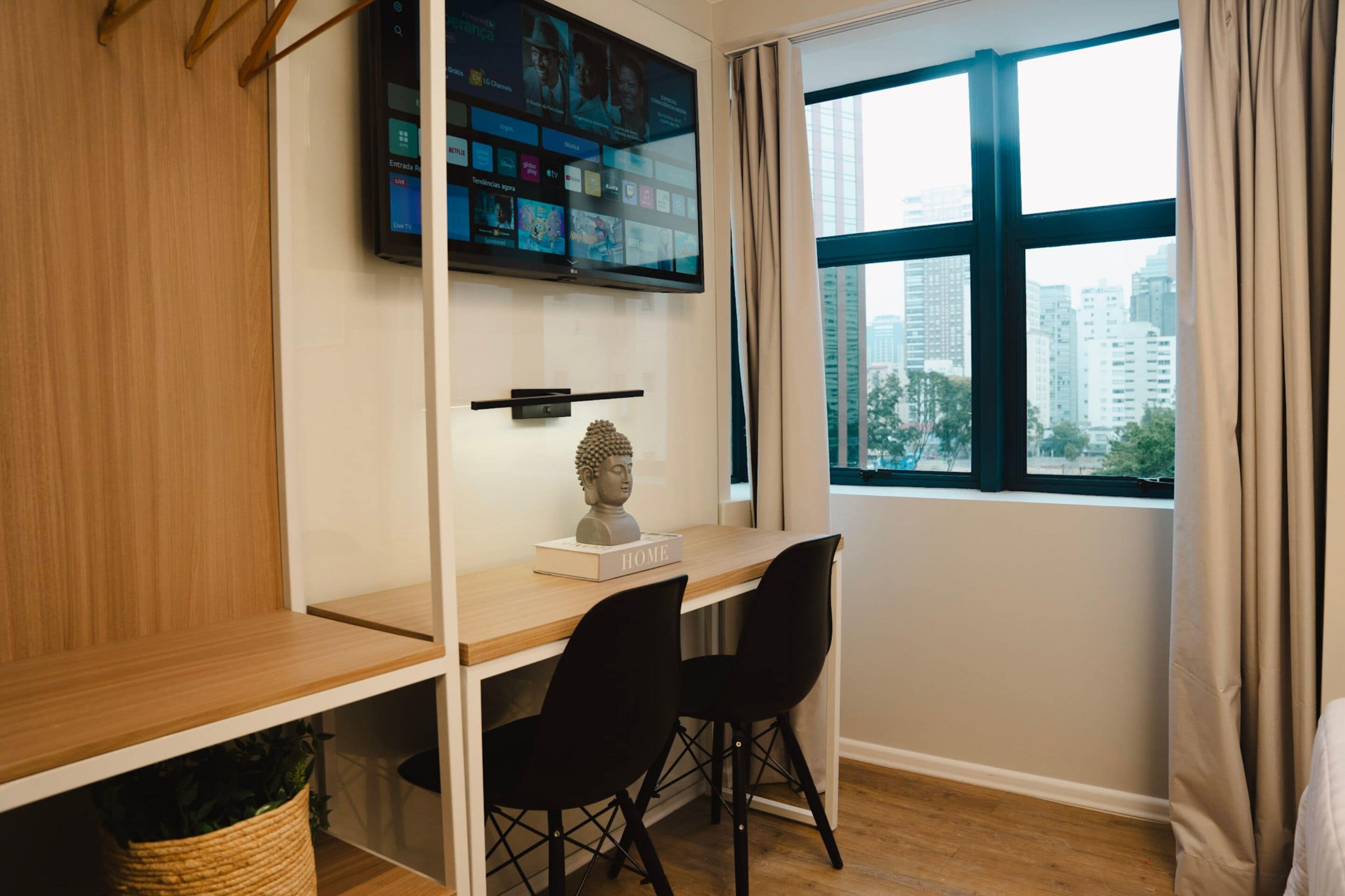 Superior Studio | Free WiFi