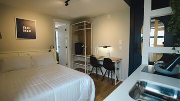 Deluxe Studio | Free WiFi