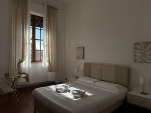 3 bedrooms, iron/ironing board, WiFi, bed sheets - Pisa Paradise Nice View (Pisa)