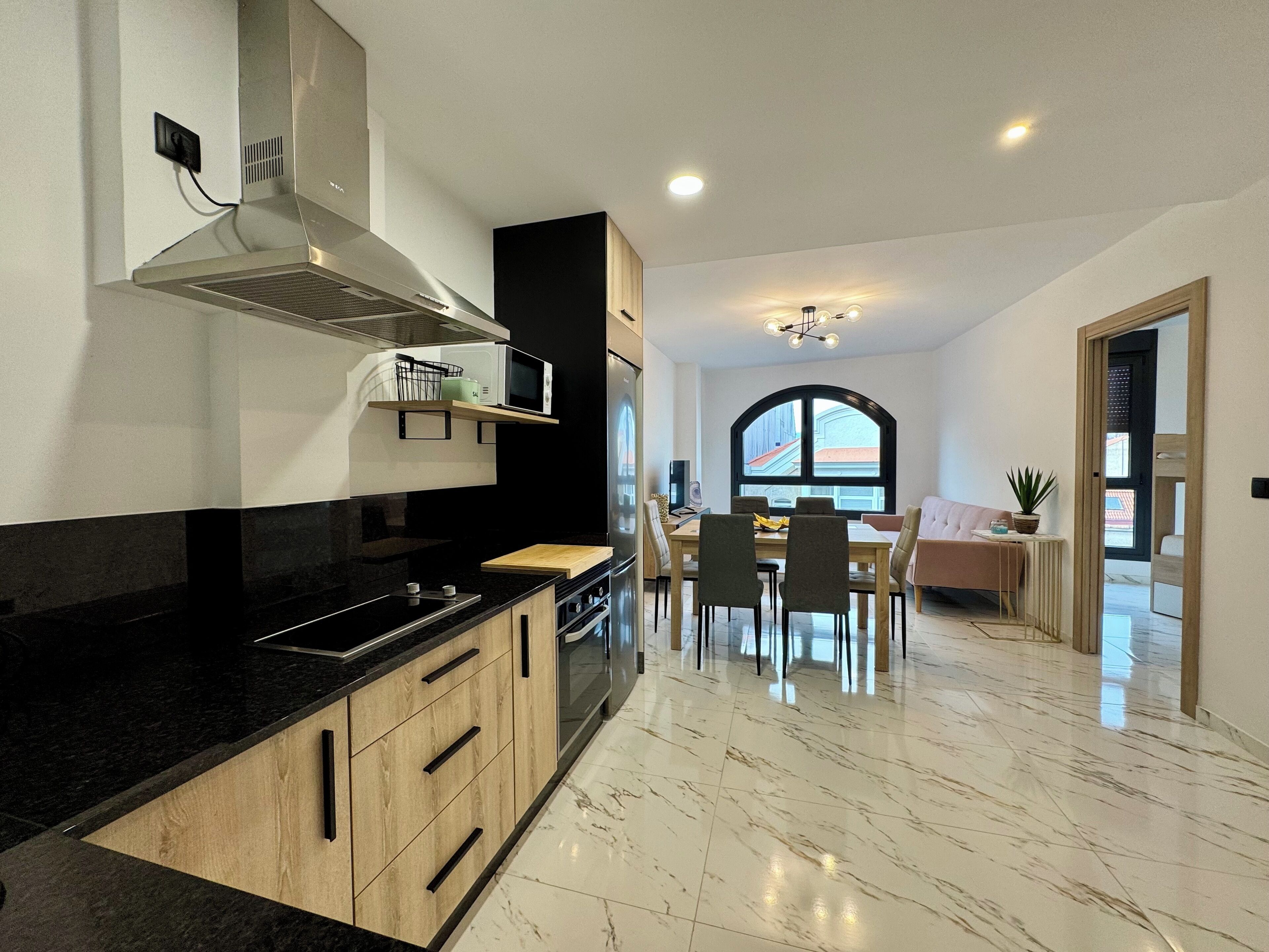 Family Apartment, City View | Private kitchen | Full-size fridge, oven