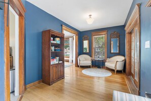 Interior - Leet-Reaville Heritage House: a charming Craftsman in the heart of Red Wing! (Red Wing)