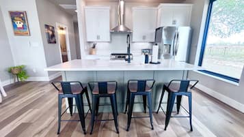 Four, plaque de cuisson, lave-vaisselle