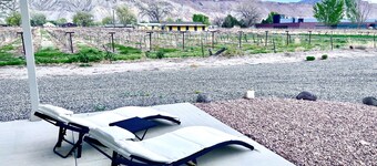 Modern Farmhouse Guesthouse with Stunning Views near Palisade