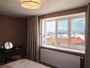 3 bedrooms, iron/ironing board, WiFi - Luxury Penthouse - Castle View / 2 Terrace / Center (Prague)