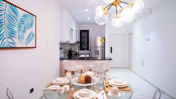 Exclusive Apartment | Dining
