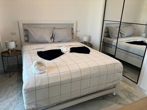 Blackout drapes, iron/ironing board, free WiFi