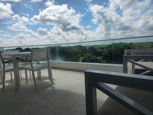 Luksusleilighet | Utendørsservering