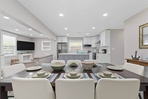 Unclassified image, 2 of 50, button