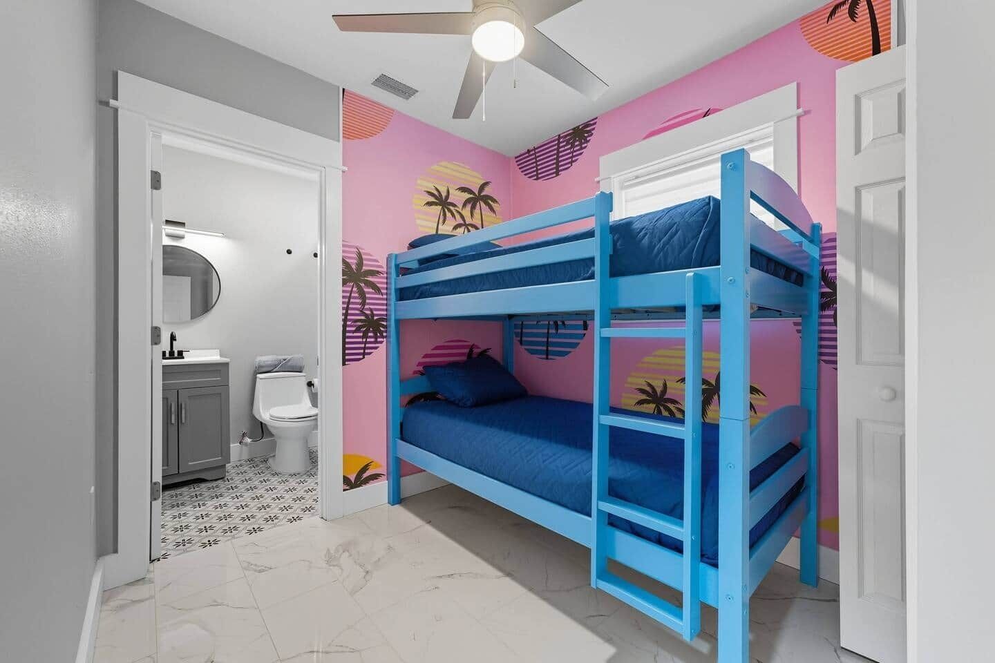 4 bedrooms, free WiFi, bed sheets