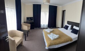 1 室のベッドルーム、WiFi、ベッドシーツ