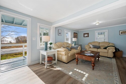 Water View Cottage in Charming Lincolnville