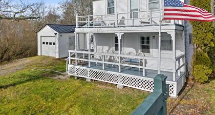 Water View Cottage in Charming Lincolnville