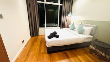 Egyptian cotton sheets, premium bedding, pillow-top beds