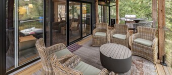 Delightful 4 bed 2 bath on Bass Lake