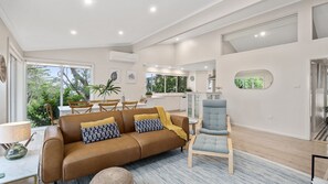 Téléviseur connecté, foyer