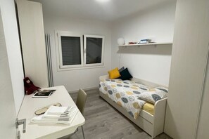 2 camere, ferro/asse da stiro, Wi-Fi, lenzuola
