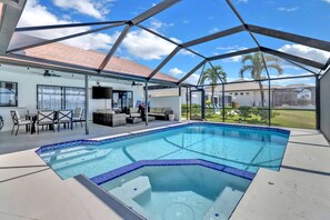 Exterior - 419 El Dorado Pkwy W (Cape Coral)