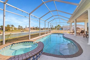 Exterior - 207 SE 17th St (Cape Coral)