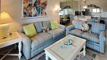 Condo (2 Bedrooms) | Property amenity